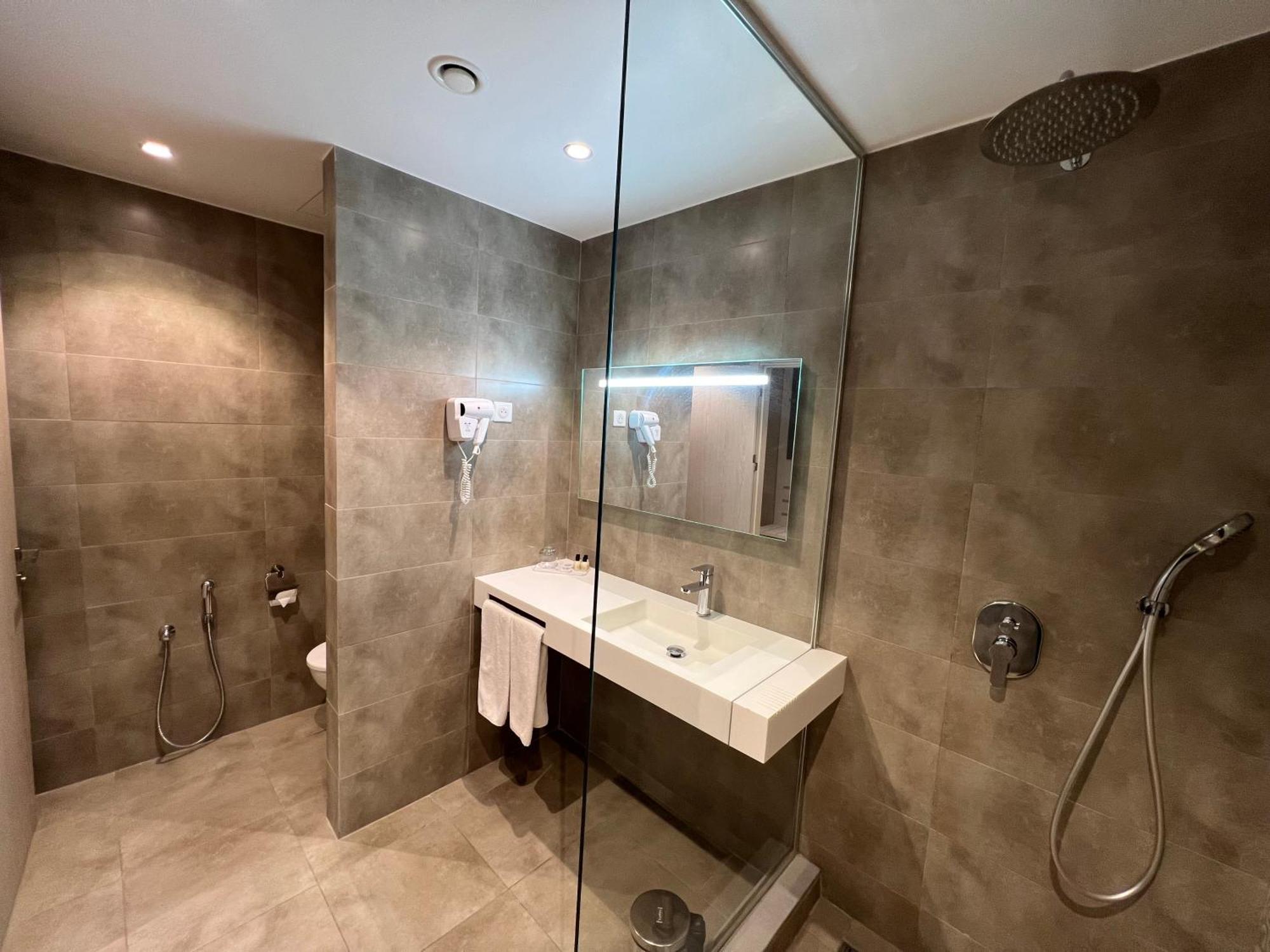 Hotel Ben Aouda & Spa Tipaza Екстериор снимка