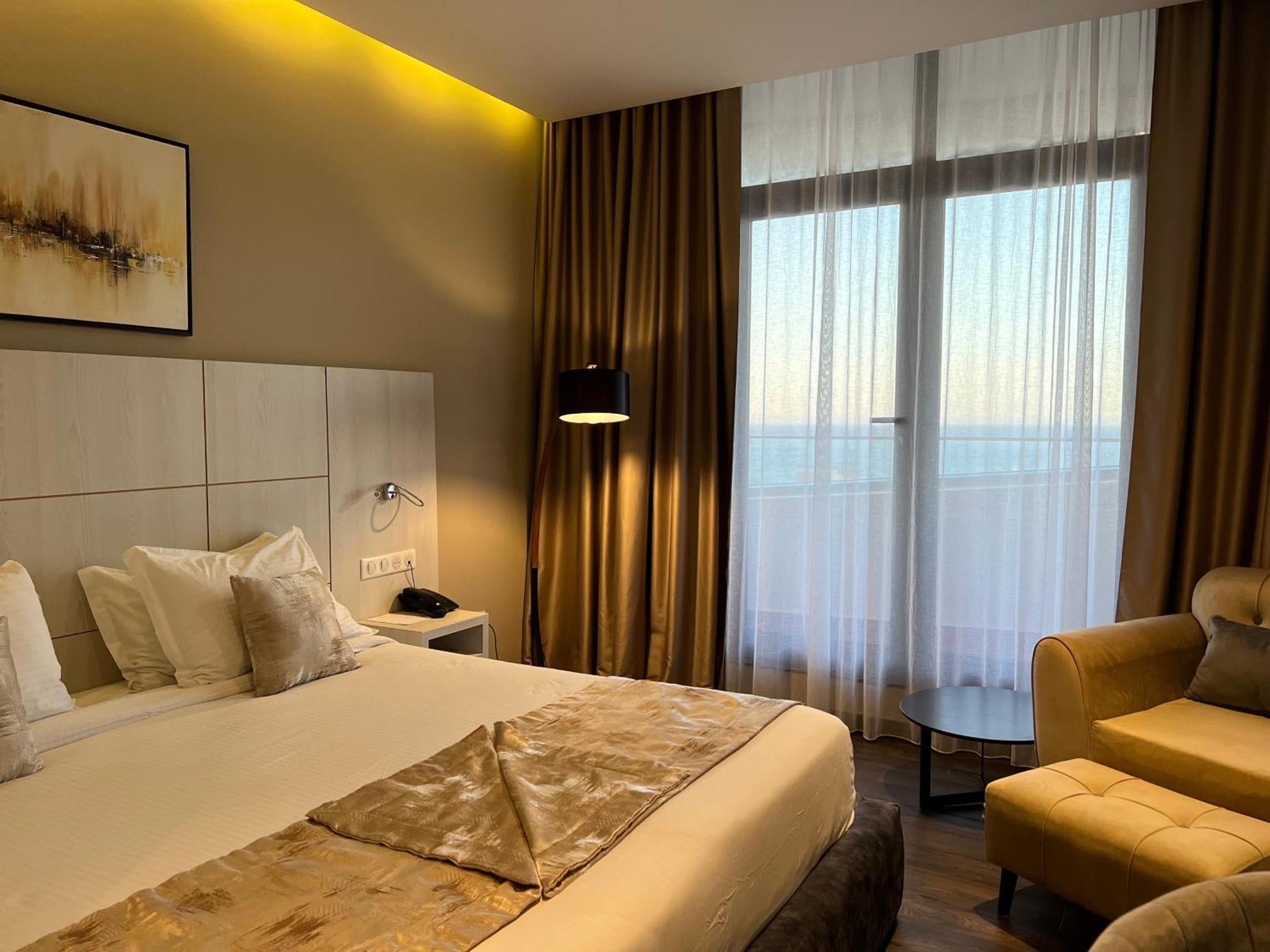 Hotel Ben Aouda & Spa Tipaza Екстериор снимка